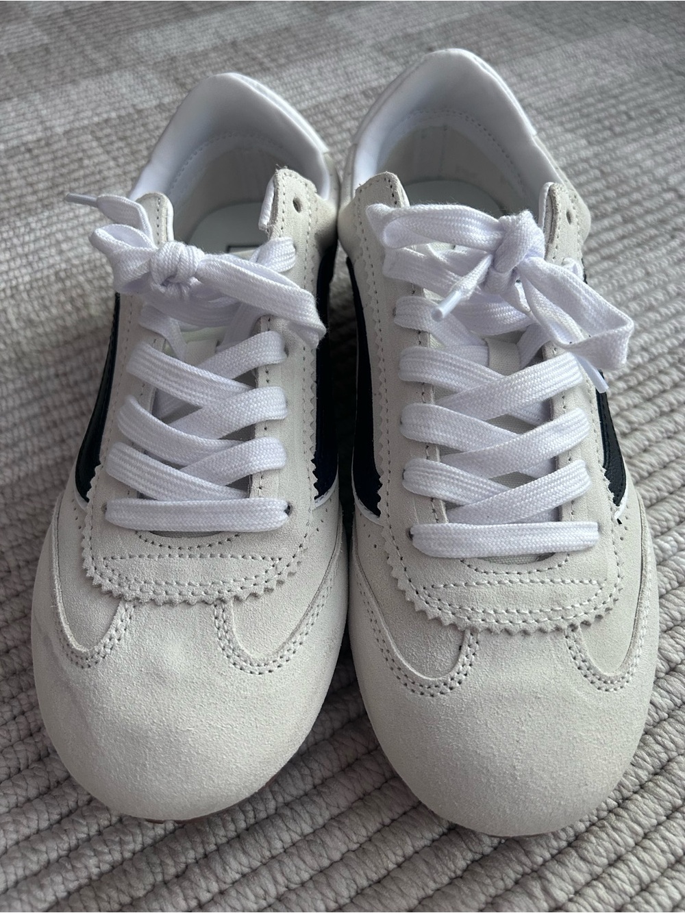 Vans White and Black Women's Classic Lace-Up Sneakers